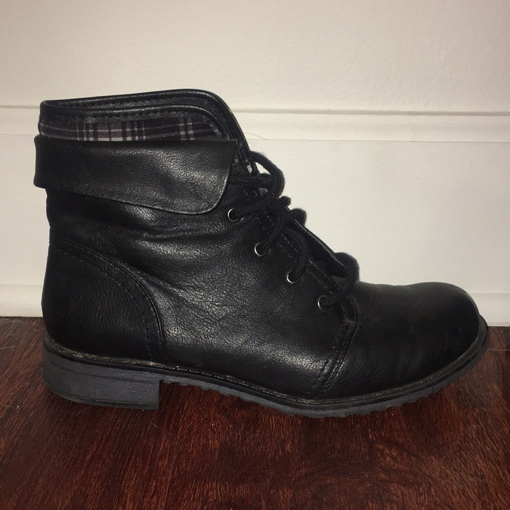Plaid fold over Combat Boots